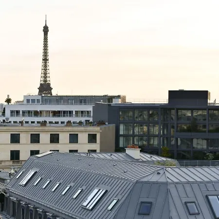 Eiffel Tower View Champs Elysees Prestige 1br Paříž