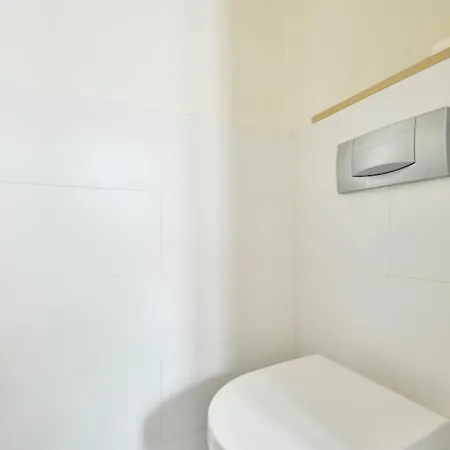 Eiffel Tower View Champs Elysees Prestige 1br Apartmán *